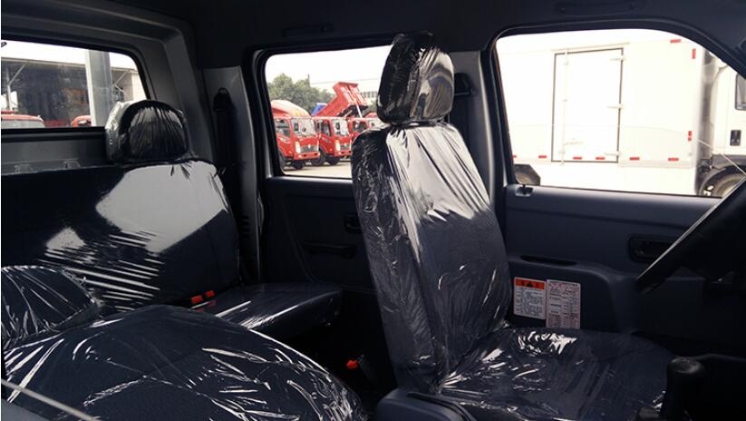 Sinotruk CDW 1.5T Mini double Cabin Truck